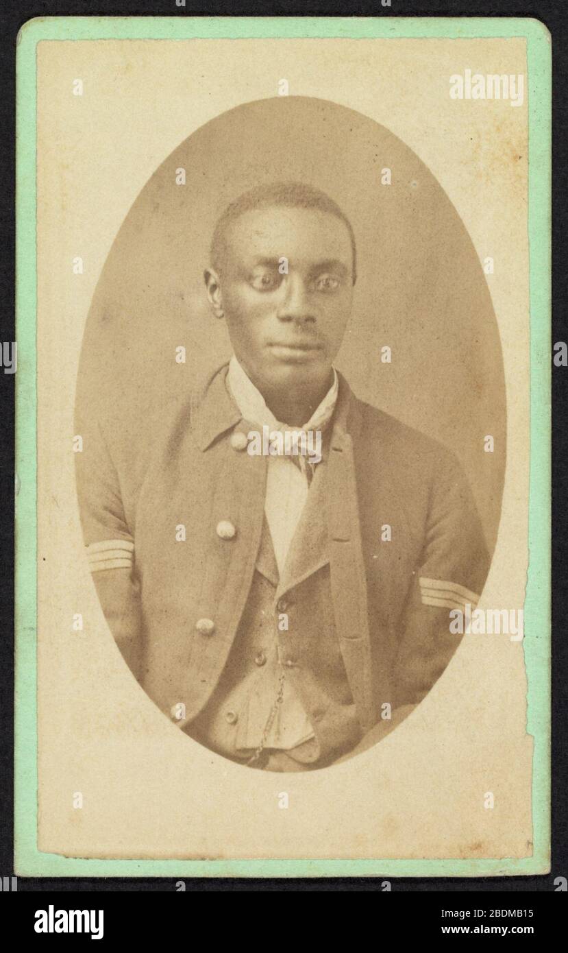 Portrait demi-longueur d'un homme d'Afrique américain, peut-être un soldat de Buffalo) - Mosser & Snell, Voyager Photographic Art Gallery, Cantonment, Ind. Terr Banque D'Images