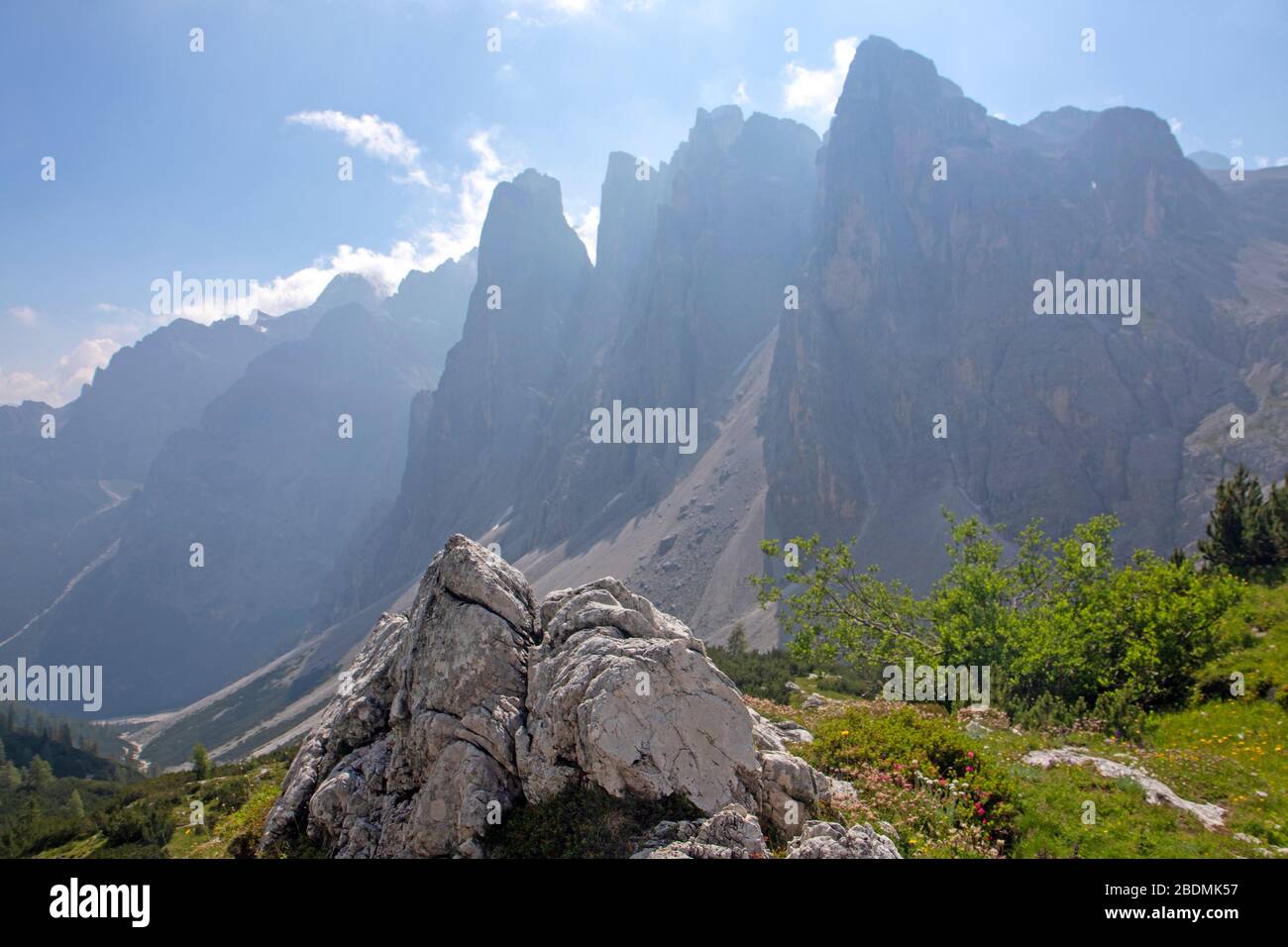 Cima una et Croda Fiscalina dans les Dolomites de Sesto Banque D'Images