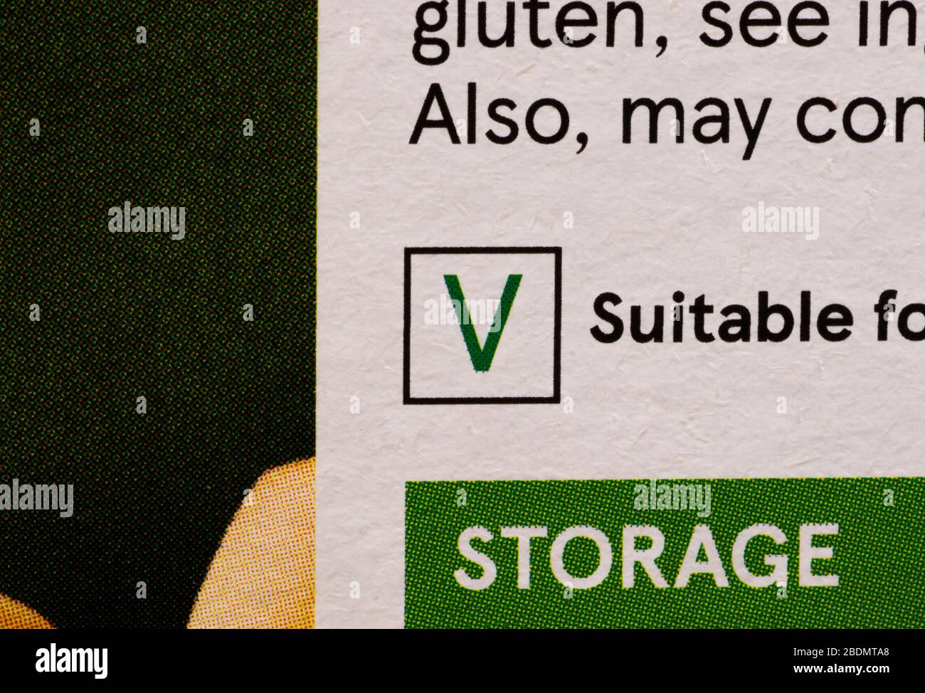 adapté au symbole végétarienne affiché sur l'étiquette d'emballage alimentaire avec une faible profondeur de champ Banque D'Images