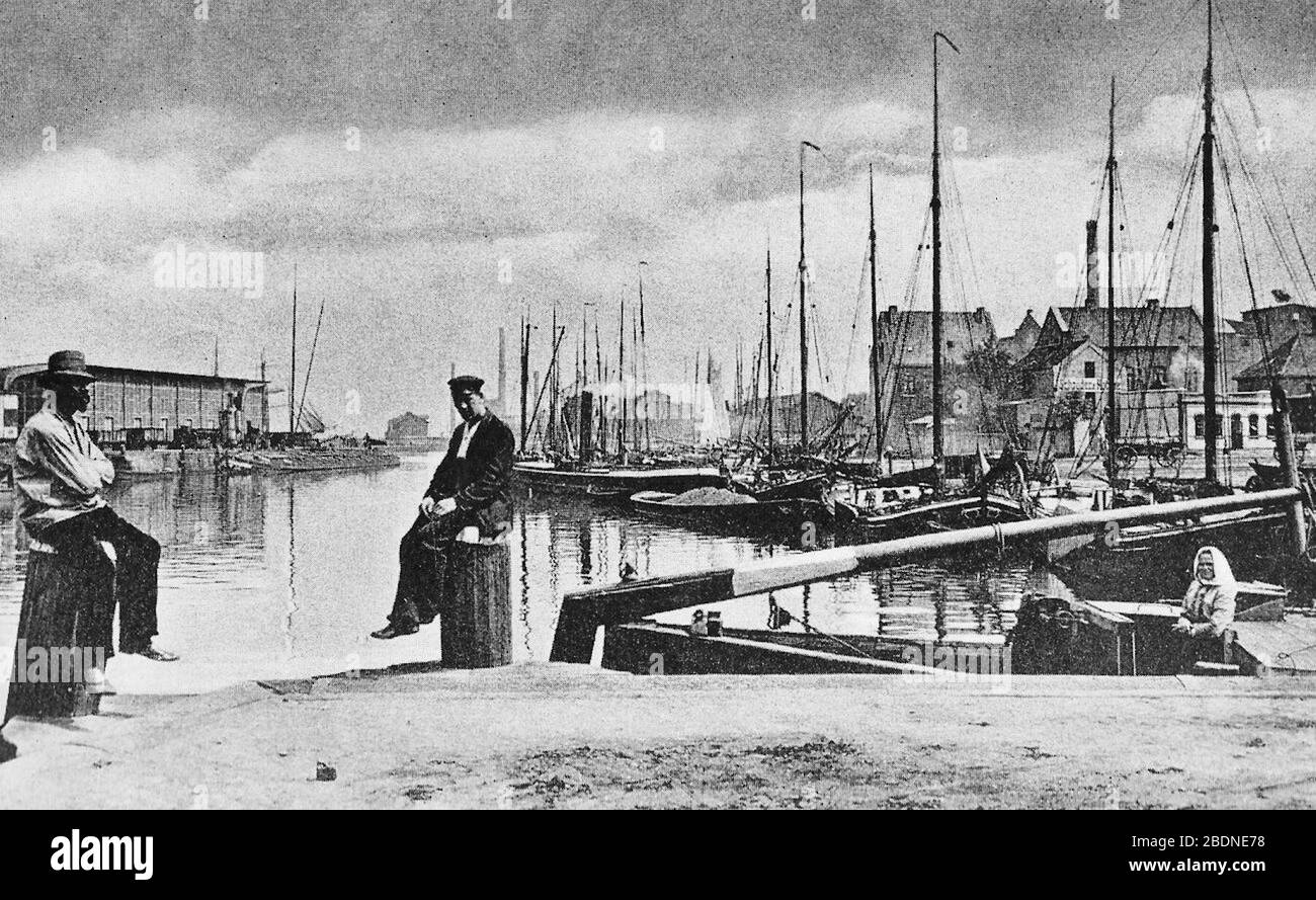 Harburger Hafen (Lotsekanal) 1910. Banque D'Images