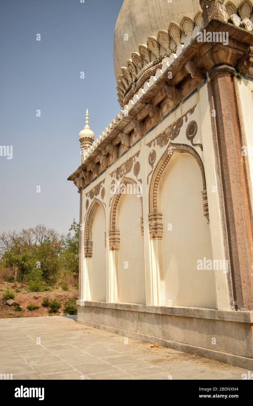 Le tombeau du Sultan Qutb Mulk a été construit en 1543. Image de photographie de sept tombes Banque D'Images