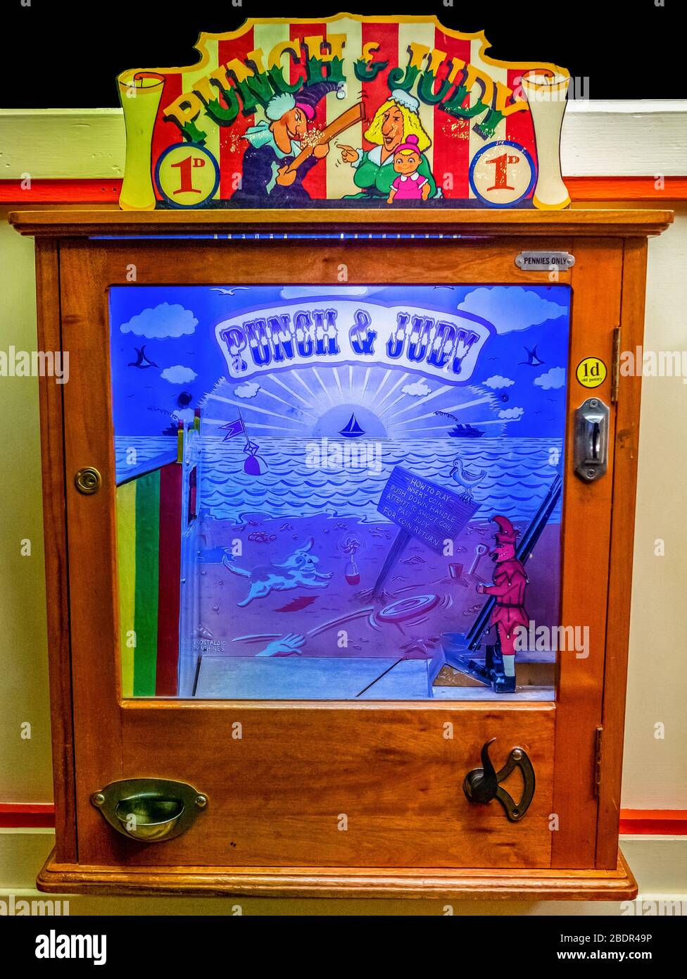 Punch et Judy penny machine d'arcade Banque D'Images