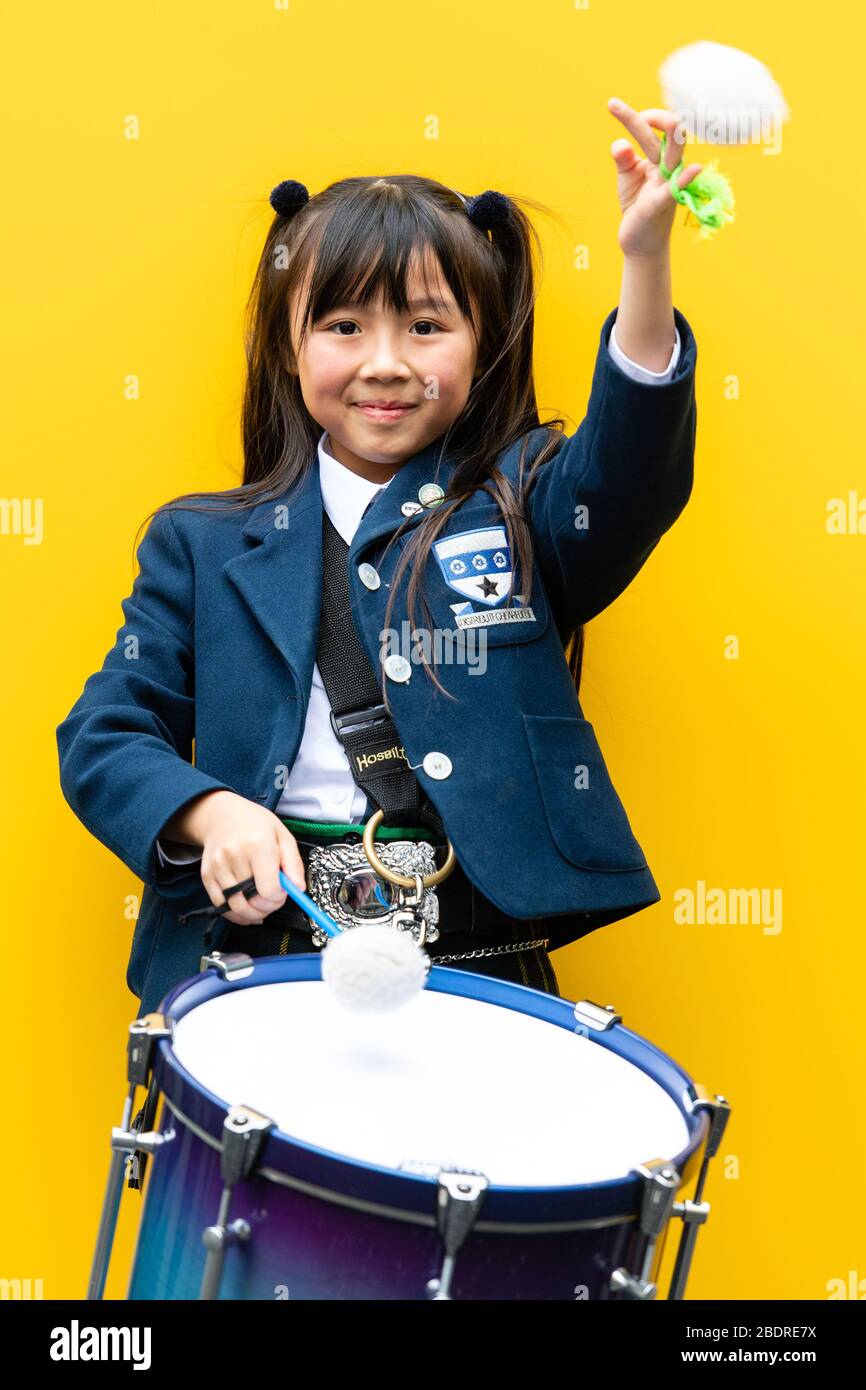 Photo Tiffany Shi 9 George Heriots School Scottish Schools Pipes and Drums Championship, William McIlvanney Campus, Kilmarnock Banque D'Images