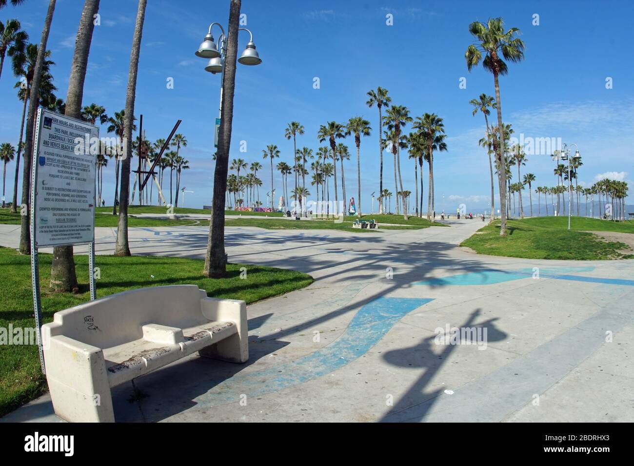 28 mars 2020, Los Angeles, Californie, Venice Beach, gouverneur Newsom commander rester à la maison, pour courber le virus Covid 19. Banque D'Images