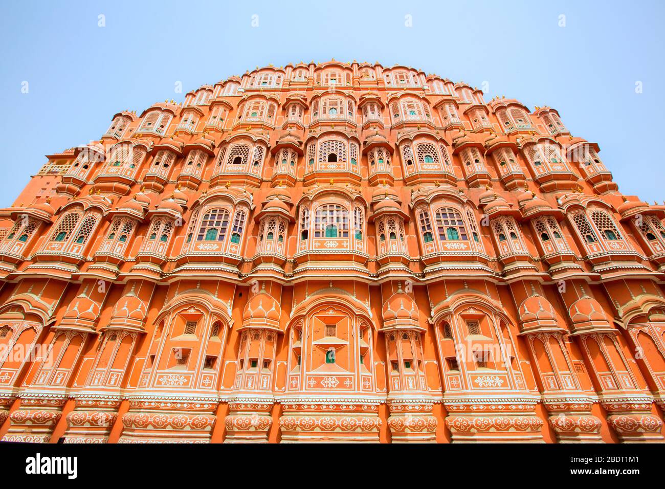 Hawa Mahal, Jaipur; Rajasthan; Inde,Hawa Mahal est un beau palais à Jaipur (ville rose), Palais des vents ou Palais de la Banque D'Images Hawa Mahal, Jaipur; Rajasthan; Inde,Hawa Mahal est un beau palais à Jaipur (ville rose), Palais des vents ou Palais de la Banque D'Images