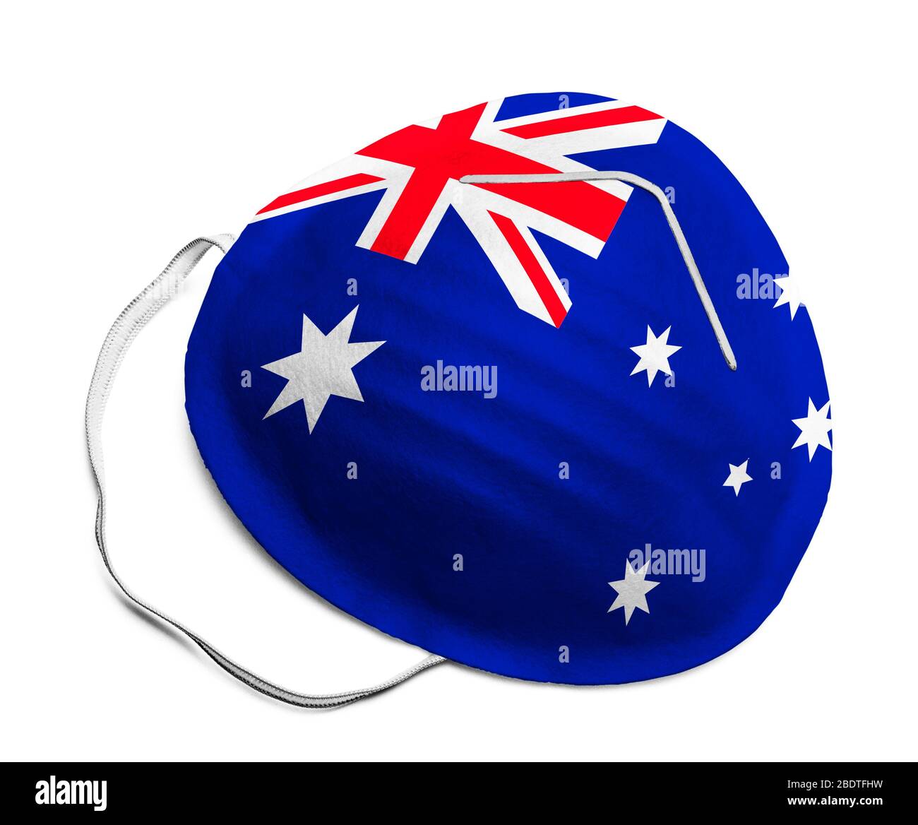 Masque médical N-95 avec drapeau australien isolé sur fond blanc. Banque D'Images