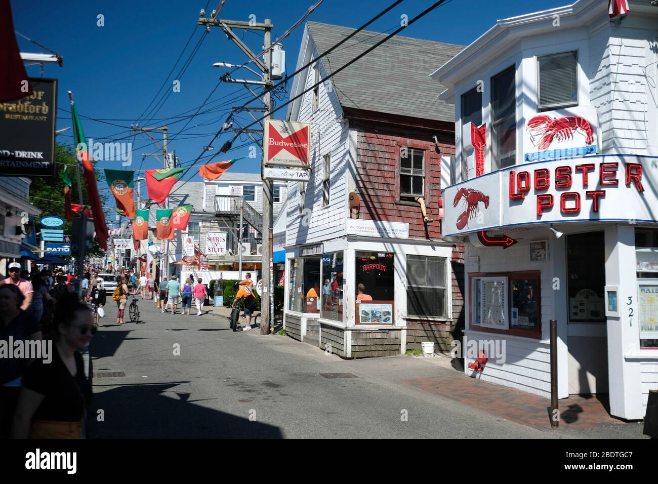 4 juillet, Independence Day dans le centre historique de Commercial Street à Provincetown, à Cape Cod, Massachusetts Banque D'Images