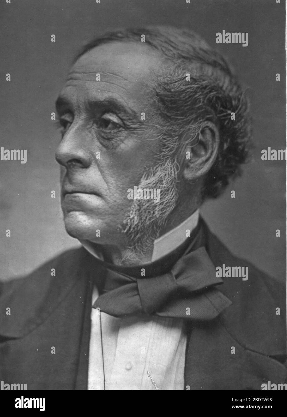 Ernest Legouve' [nom complet: Gabriel Jean Baptiste Ernest Wilfrid Legouvé] (1807–1903) plus connu comme dramaturge français, il était aussi poète et romancier. Il a gagné la faveur de l'écriture sur les positifs du développement et de l'éducation des femmes. Il croyait aussi à donner aux enfants des éducations avancées. Pour voir mes images anciennes liées à l'auteur, recherchez: Prestor vintage Writer Banque D'Images