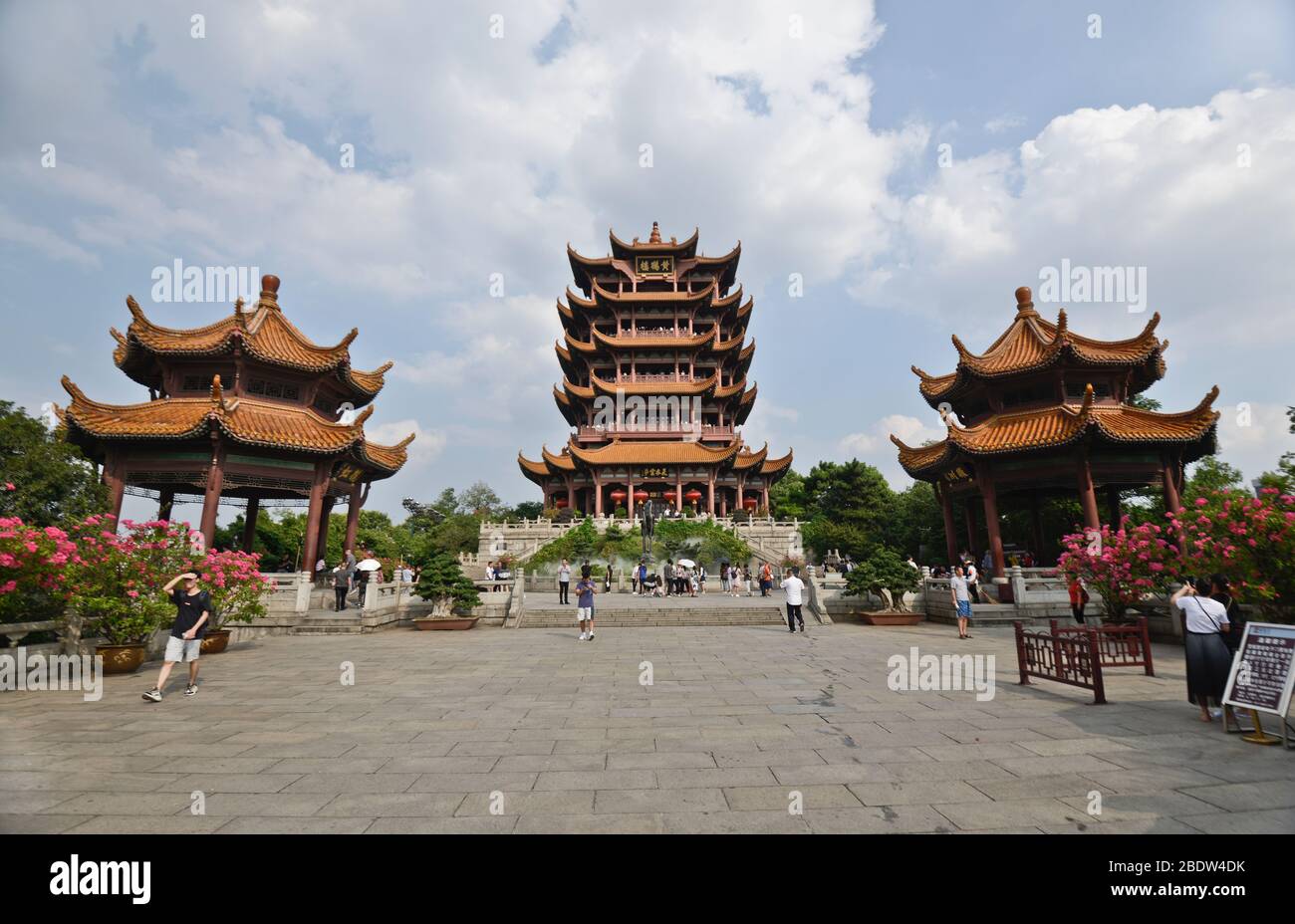 Tour De Grue Jaune. Wuhan, Chine Banque D'Images