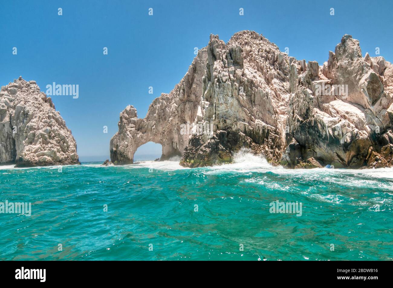 Seascape de l'arche de Cabo San Lucas dans la péninsule de Baja California, dans l'état de Baja California sur, également connu sous le nom de finis Terra. Mexique. Banque D'Images