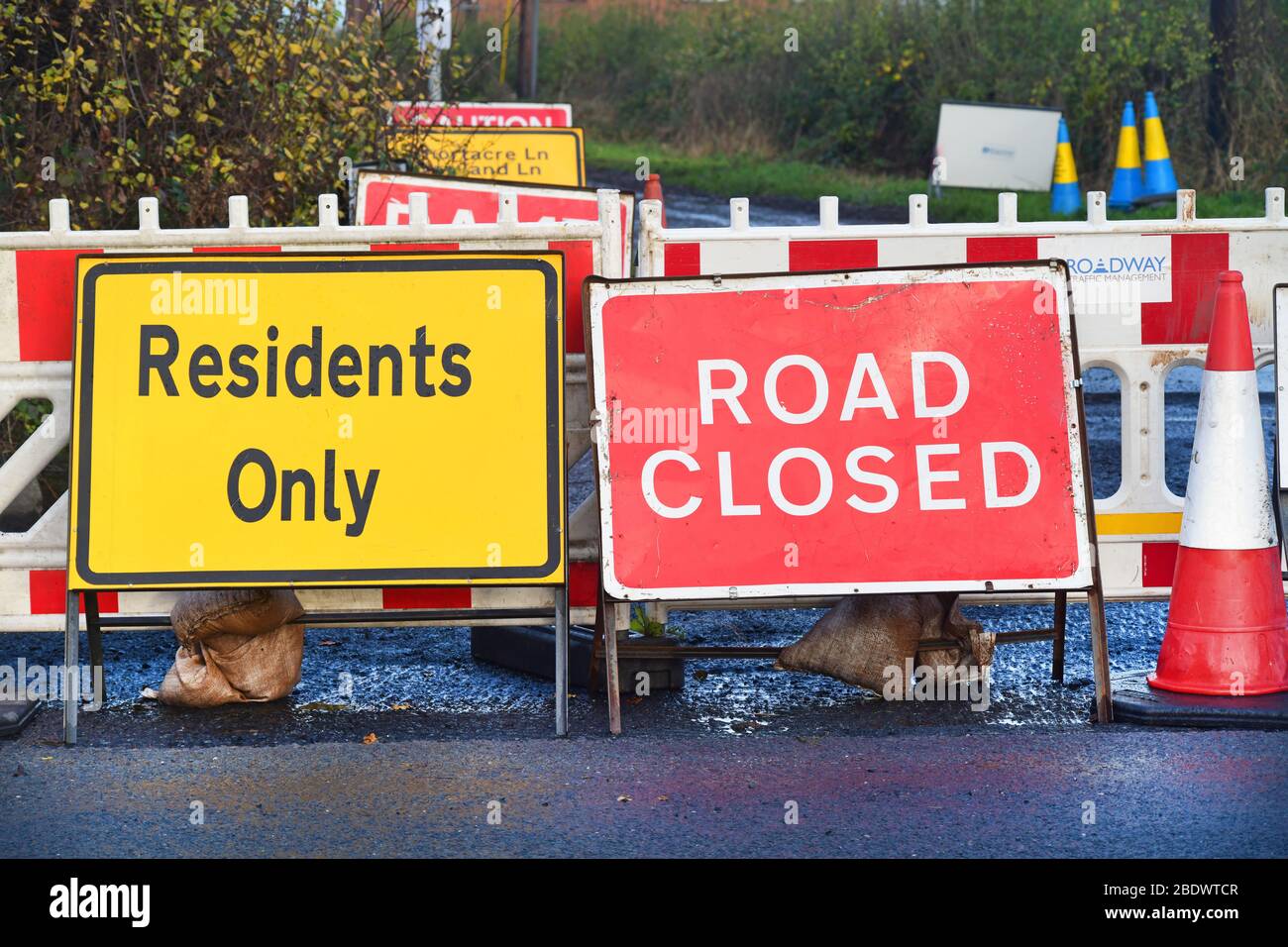 accès aux routes fermées par un résident uniquement sur les routes york yorkshire royaume-uni Banque D'Images