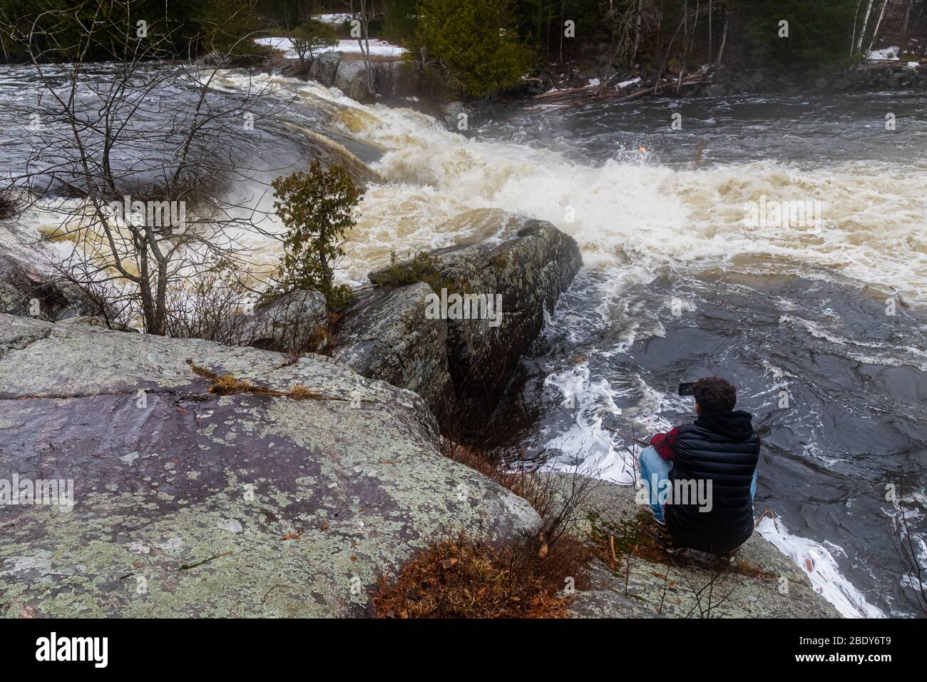 Parc national de la Péninsule-Bruce, Grotto & Indian Head Cove Parc national Fathon Five Tobermory Ontario Canada en hiver Banque D'Images