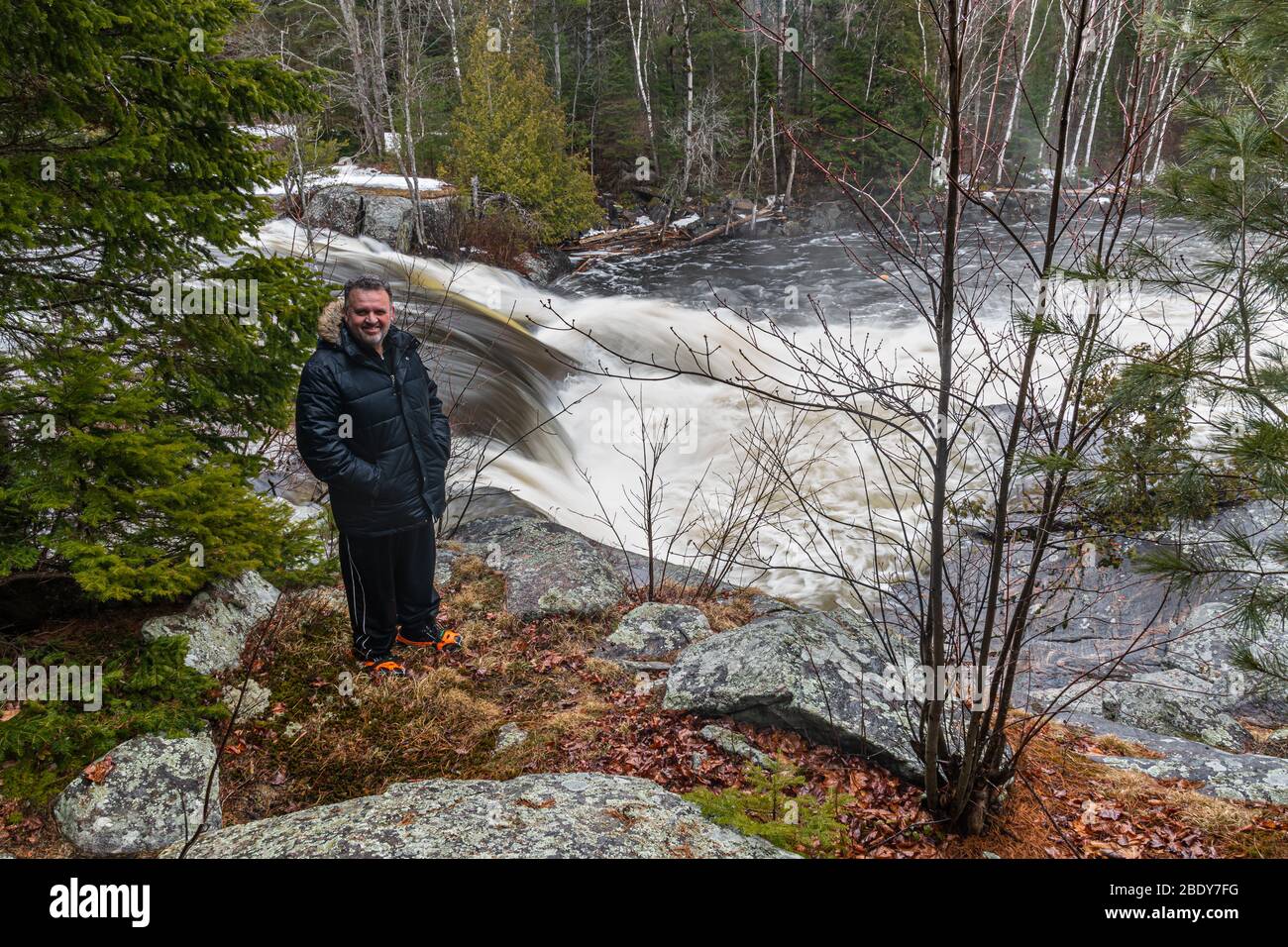 Parc national de la Péninsule-Bruce, Grotto & Indian Head Cove Parc national Fathon Five Tobermory Ontario Canada en hiver Banque D'Images