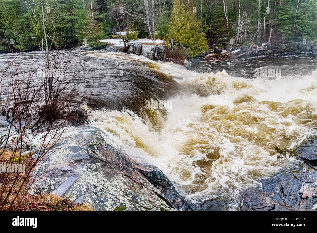 Parc national de la Péninsule-Bruce, Grotto & Indian Head Cove Parc national Fathon Five Tobermory Ontario Canada en hiver Banque D'Images