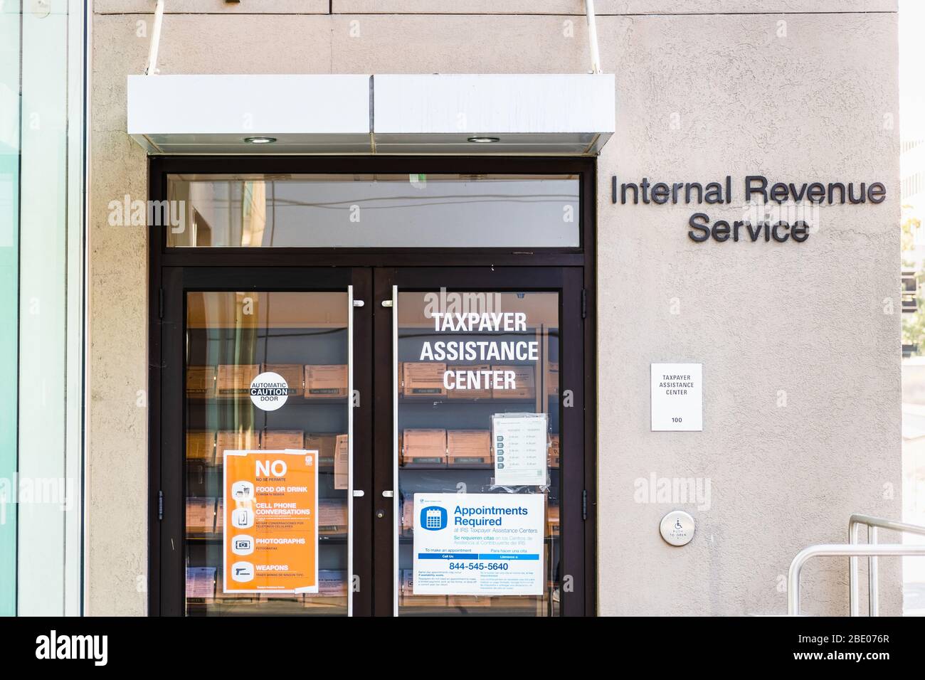 20 oct 2019 San Jose / CA / USA - Service de revenu interne Service aux contribuables emplacement dans le centre de San Jose Banque D'Images