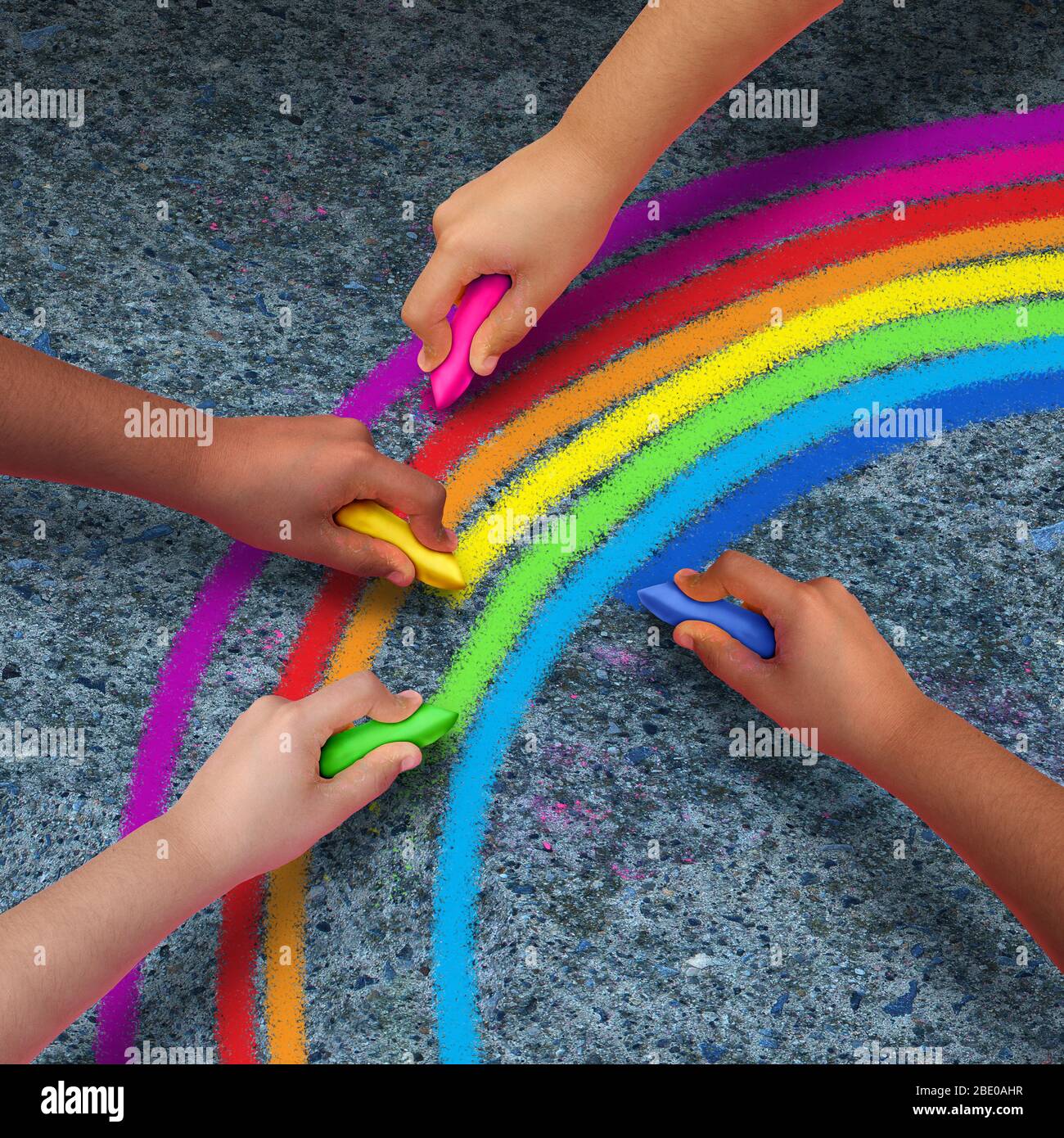 L'espoir Rainbow concept contexte comme une reprise des défis comme un symbole de psychologie positive pour l'avenir et une enfance heureuse comme tout. Banque D'Images