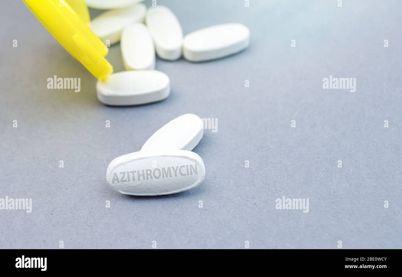 Azithromycin antibiotique comprimé, traitement possible pour le virus Corona Covid-19 Banque D'Images