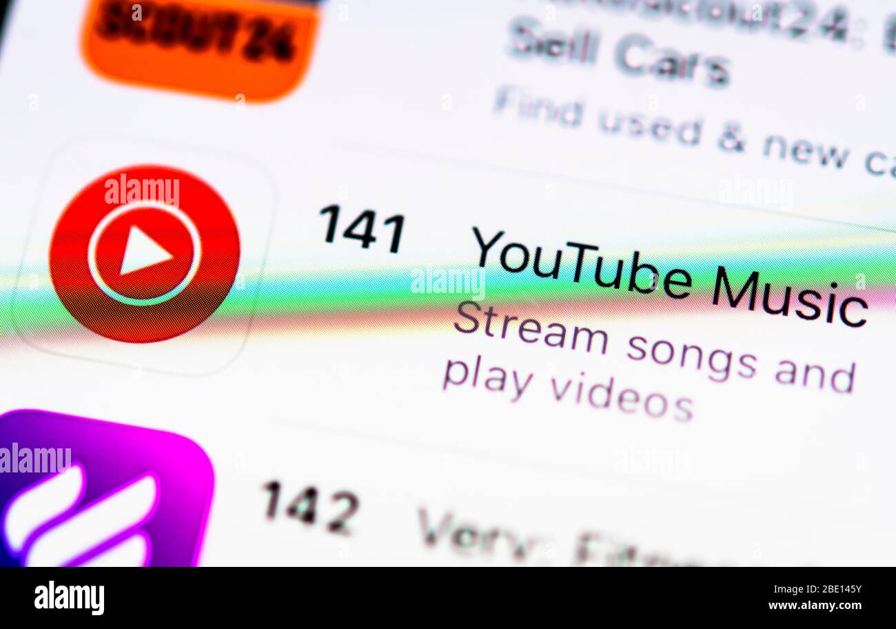 YouTube Music dans l'Apple App Store, service de diffusion de musique, icône d'application, affichage sur un écran à partir de téléphone mobile, iPhone, iOS, smartphone, détails Banque D'Images