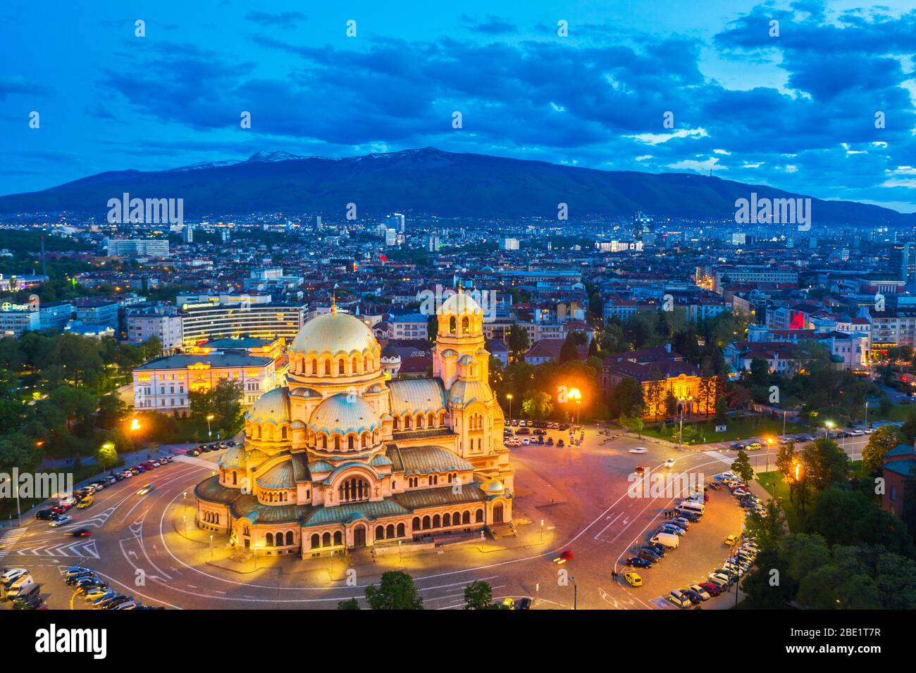 Europe, Bulgarie, Sofia, Alexander Nevsky cathédrale orthodoxe russe, vue aérienne Banque D'Images