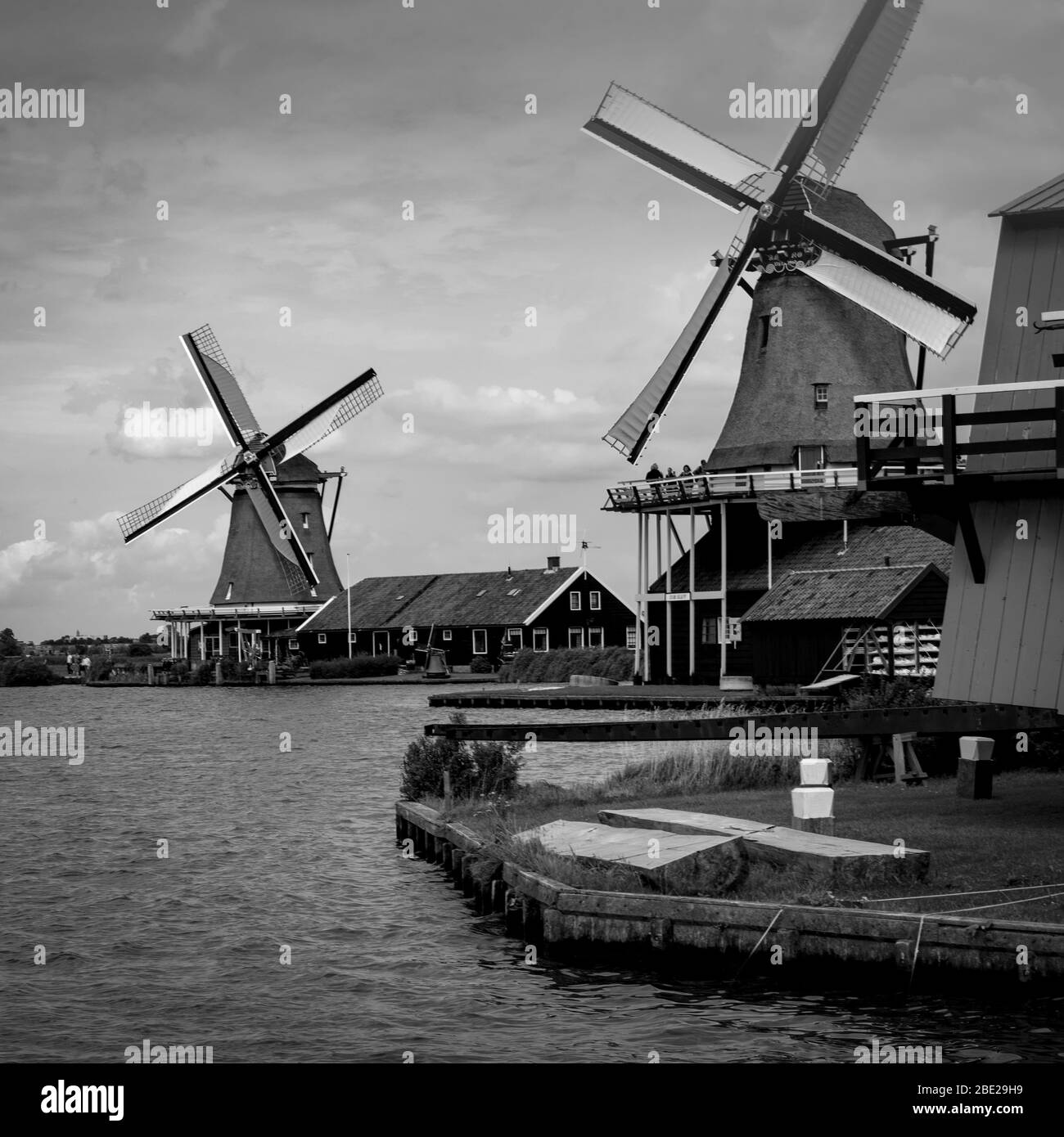 Zaandam. Amsterdam. Le paysage paisible et ancien des moulins à vent. Banque D'Images