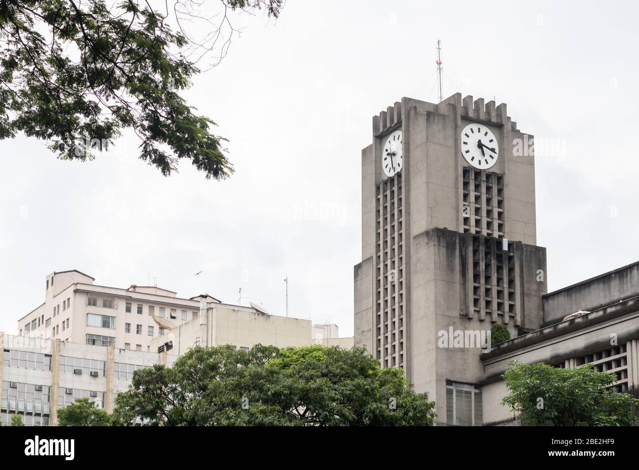 Horloge de l'hôtel de ville de Belo Horizonte au Brésil Banque D'Images