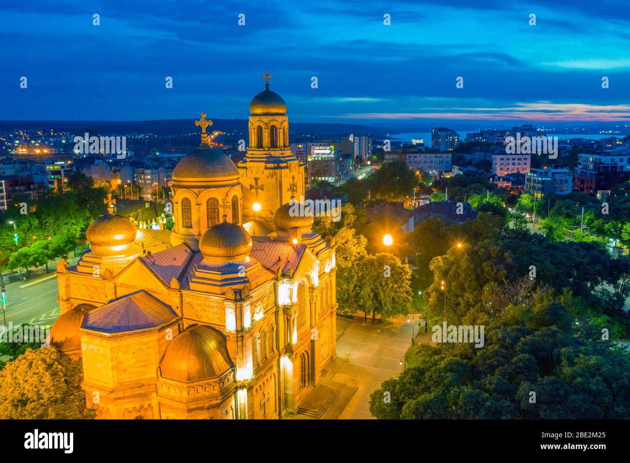 Europe, Bulgarie, Varna, vue aérienne de la cathédrale mère de Dieu Banque D'Images