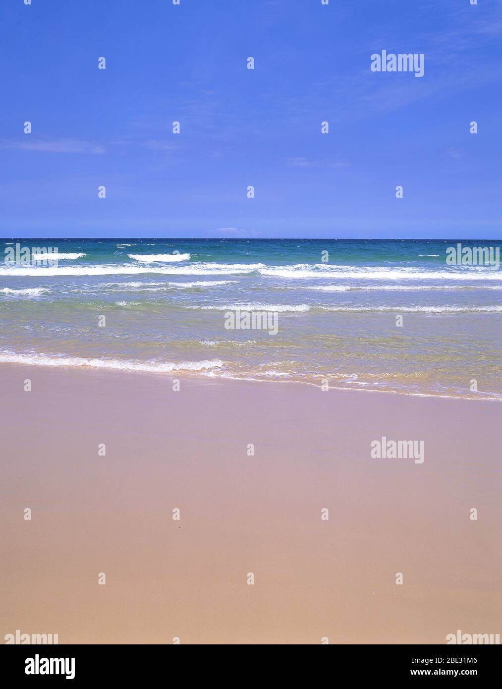 Vue sur la plage, Noosa Heads, Shire of Noosa, Sunshine Coast, Queensland, Australie Banque D'Images