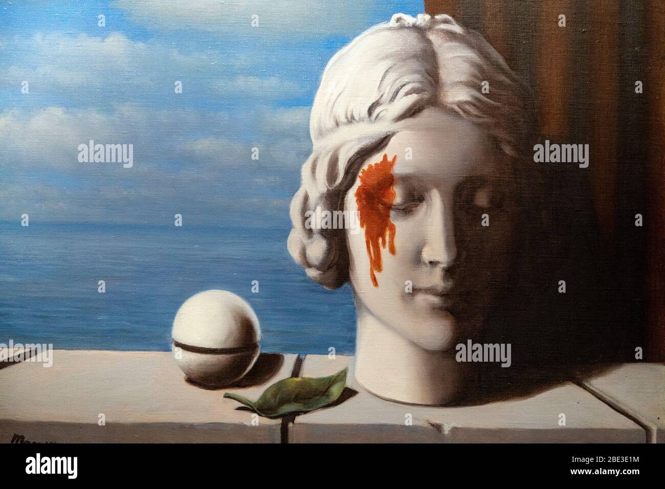 Gros plan de 'la mémoire' (1948) par René Magritte, Musée Magritte, Bruxelles, Belgique Banque D'Images