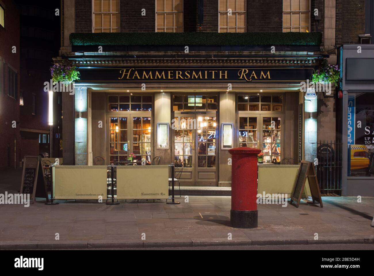 Hammersmith RAM, 81 King Street, Hammersmith, Londres W6 9HW Banque D'Images