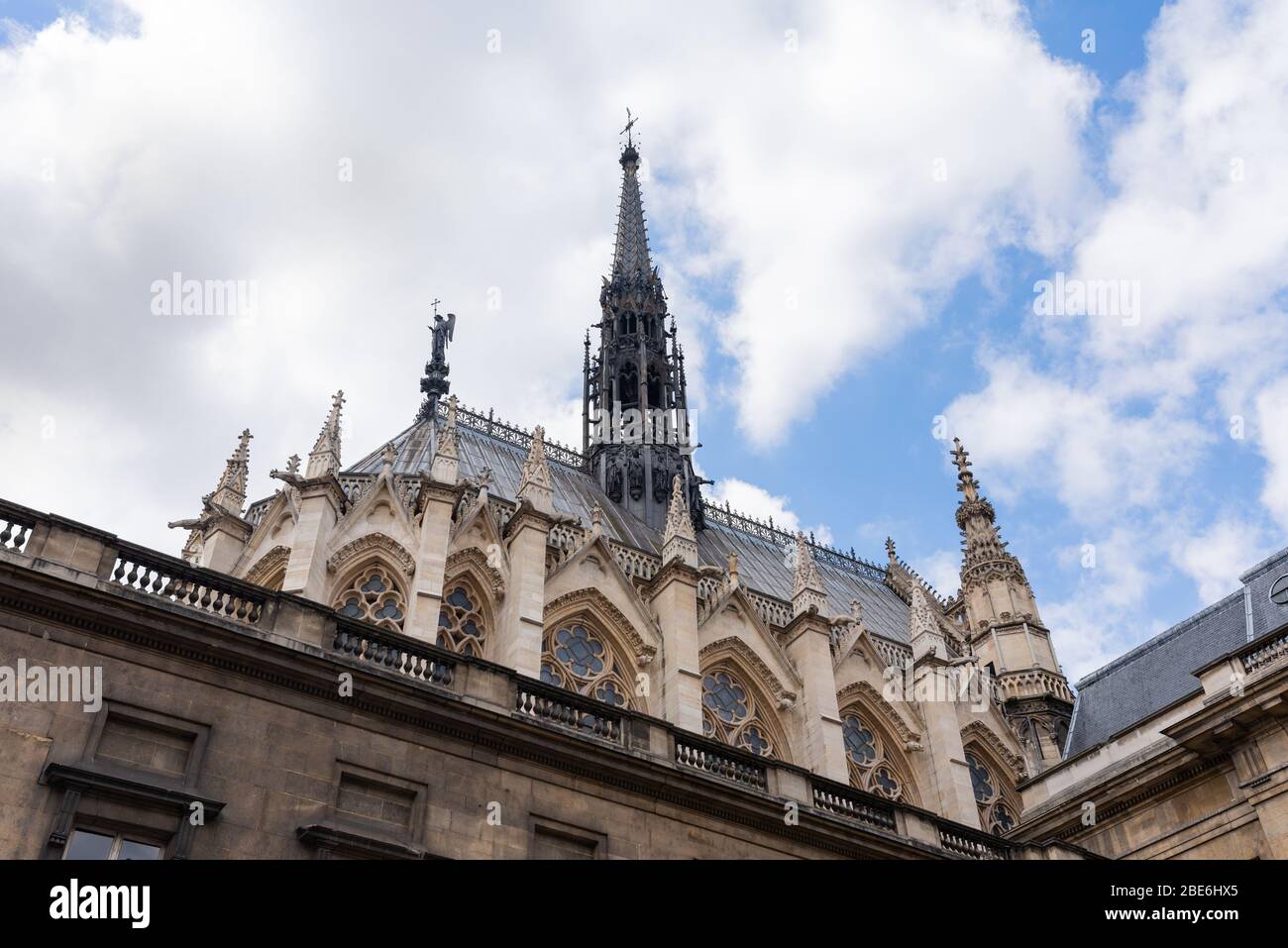 Chapelle Sainte (la Sainte Chapelle) à Paris, France. Architecture de style gothique Banque D'Images