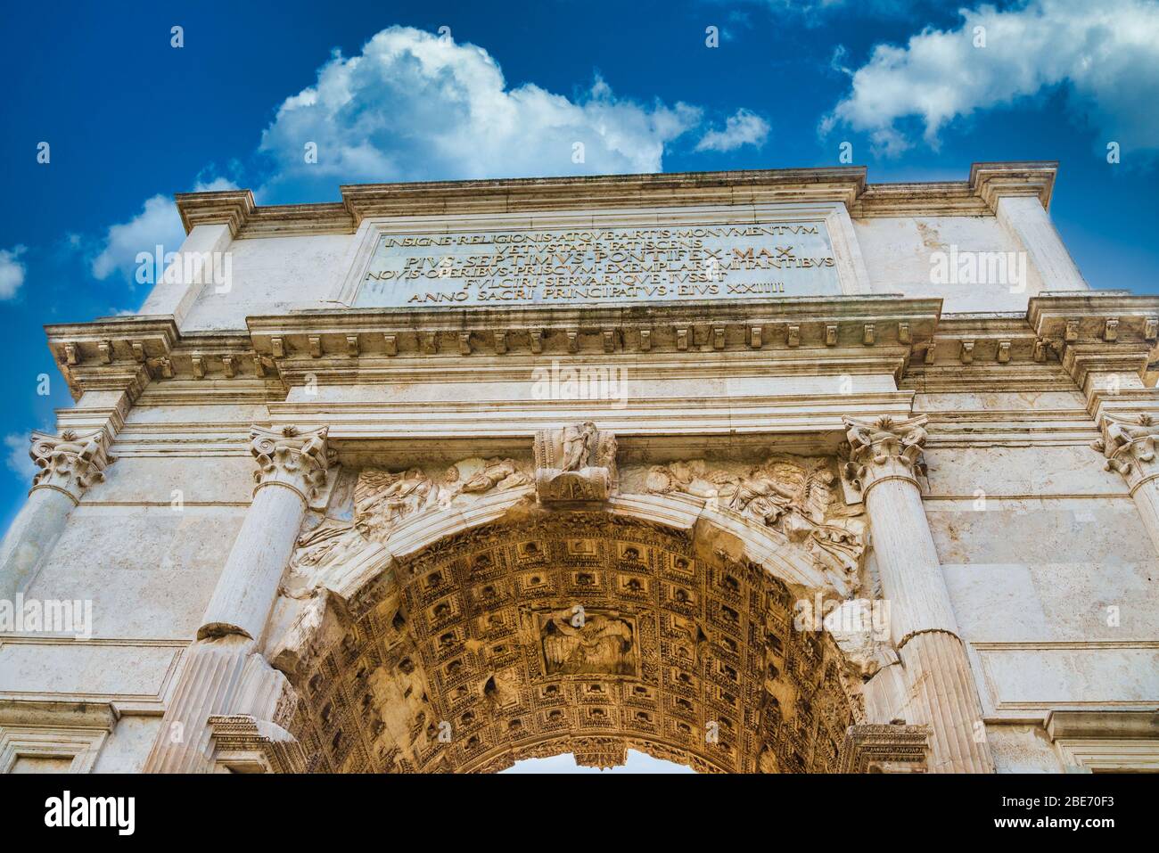 L'arche de triomphe de Constantin à Rome, Italie Banque D'Images