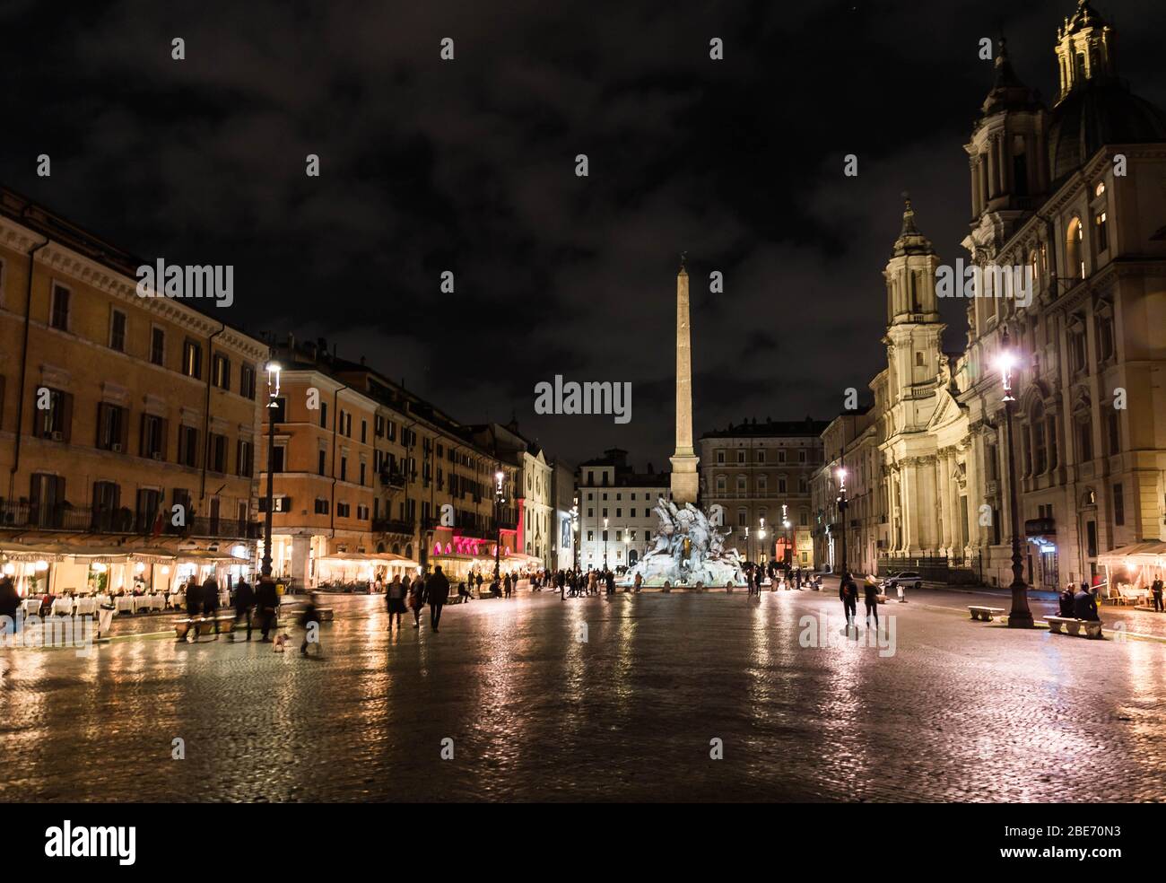 Vue de nuit sur la Piazza Navona, Rome, Italie Banque D'Images