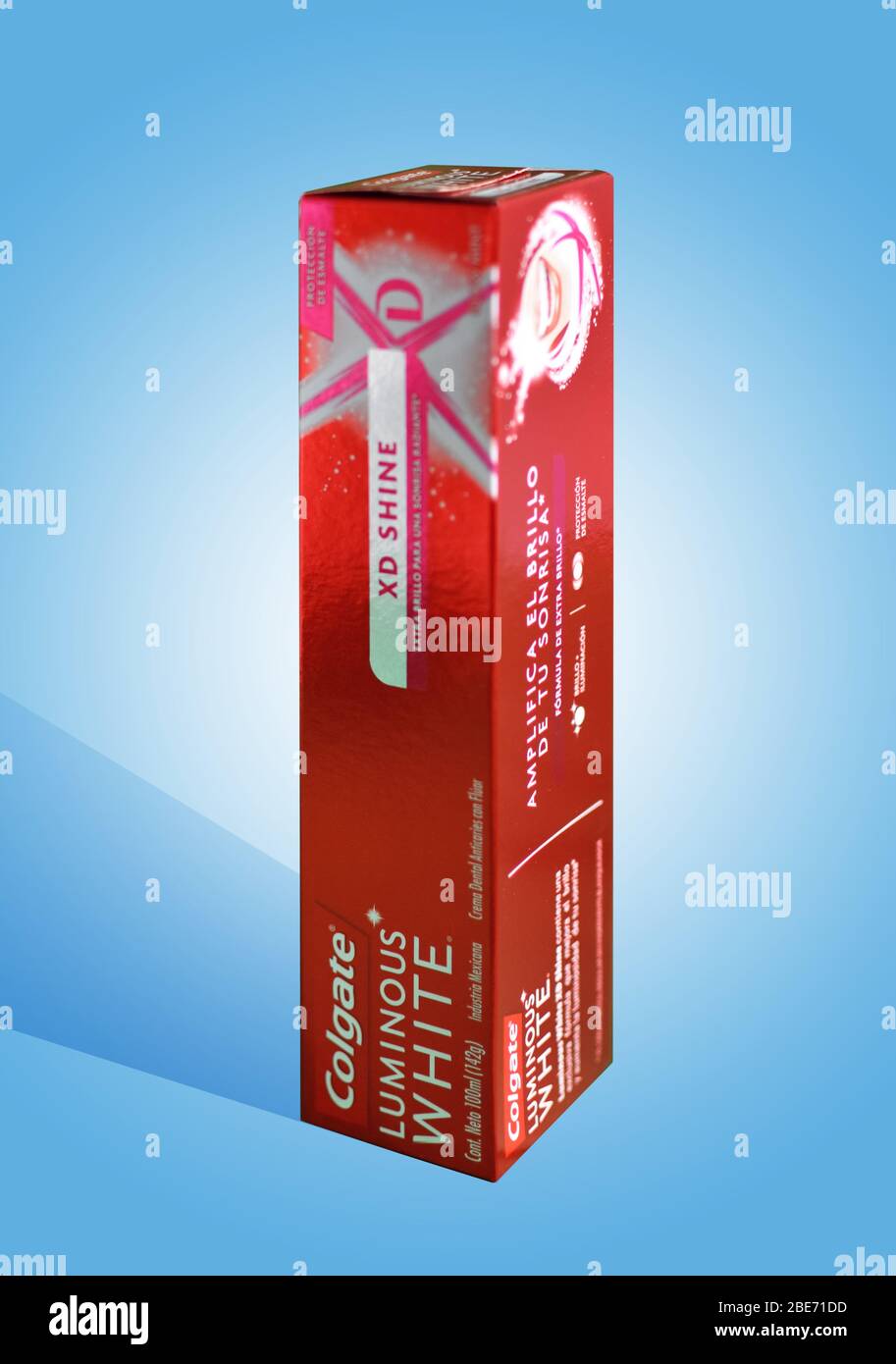 photo de produit blanc lumineux colgate Banque D'Images