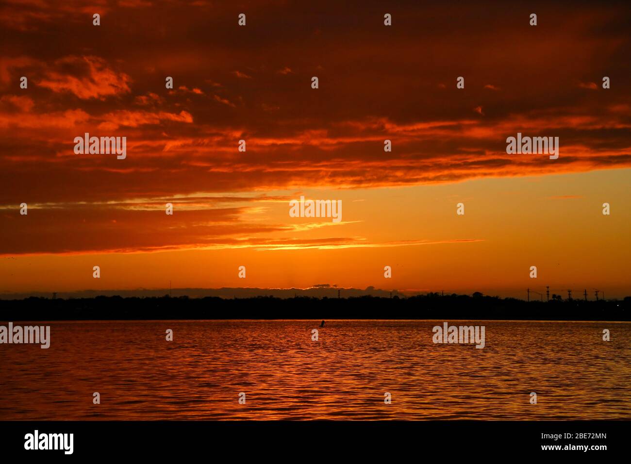 Superbe coucher de soleil sur la rivière St. Johns à Vilano Beach, en Floride Banque D'Images