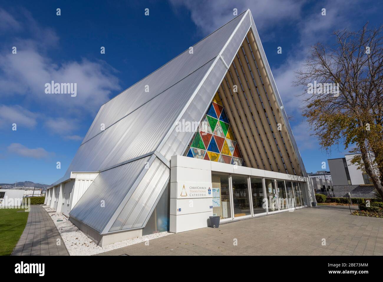 Cathédrale de transition 2013, également connue sous le nom de cathédrale en carton. Construit après le séisme de 2011 gravement endommagé Christchurch Cathedral, NZ. Banque D'Images