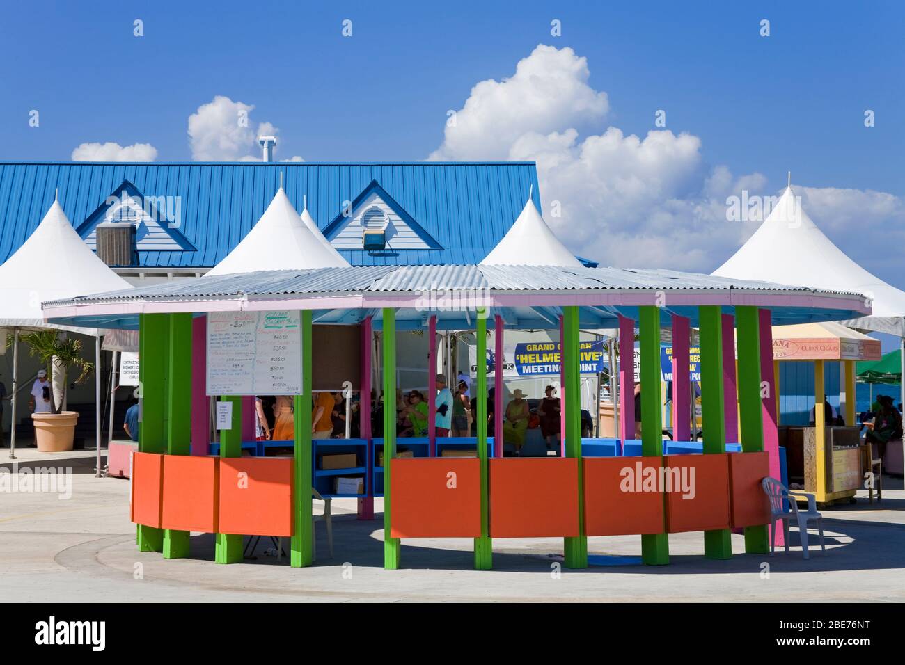 Terminal de bateaux de croisière à George Town, Grand Cayman, îles Caïmanes, grandes Antilles, Caraïbes Banque D'Images