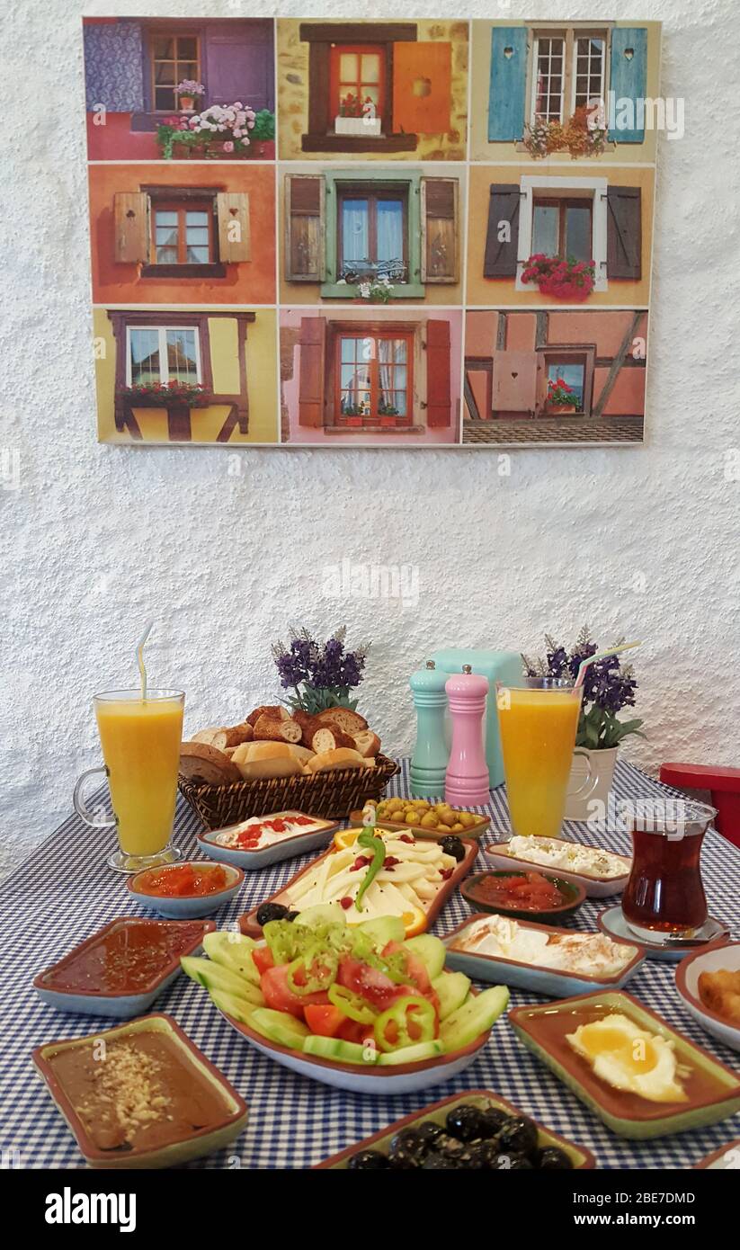 Table de petit-déjeuner turc traditionnel Banque D'Images