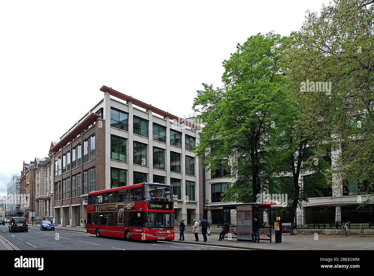 Portland Stone Bank of America Merrill Lynch Financial Center, 2 King Edward Street, Londres EC1A par Swanke Hayden Connell Architects David Walker Banque D'Images