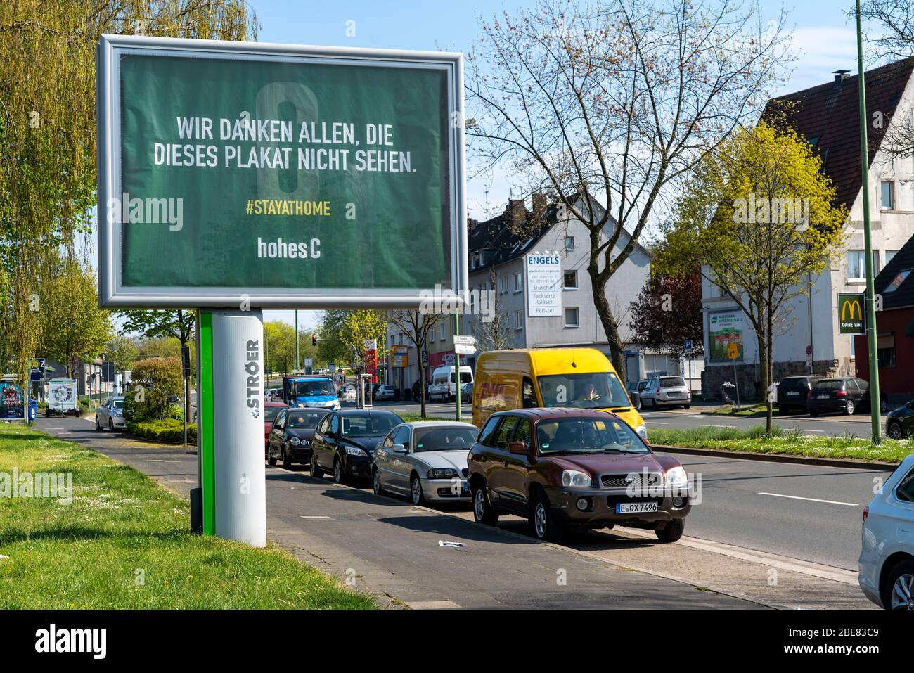 Publicité pendant la pandémie de corona, hohesC de jus de fruits, effets de la crise de corona à Essen, Allemagne, Banque D'Images