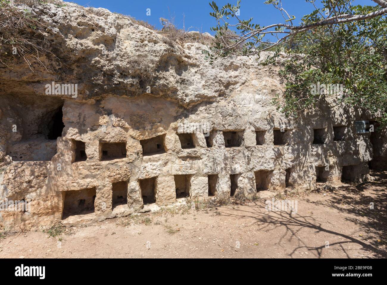 Rustiques apiaux près de Xemxija, Bajda Ridge sur le sentier du patrimoine, Malte Banque D'Images