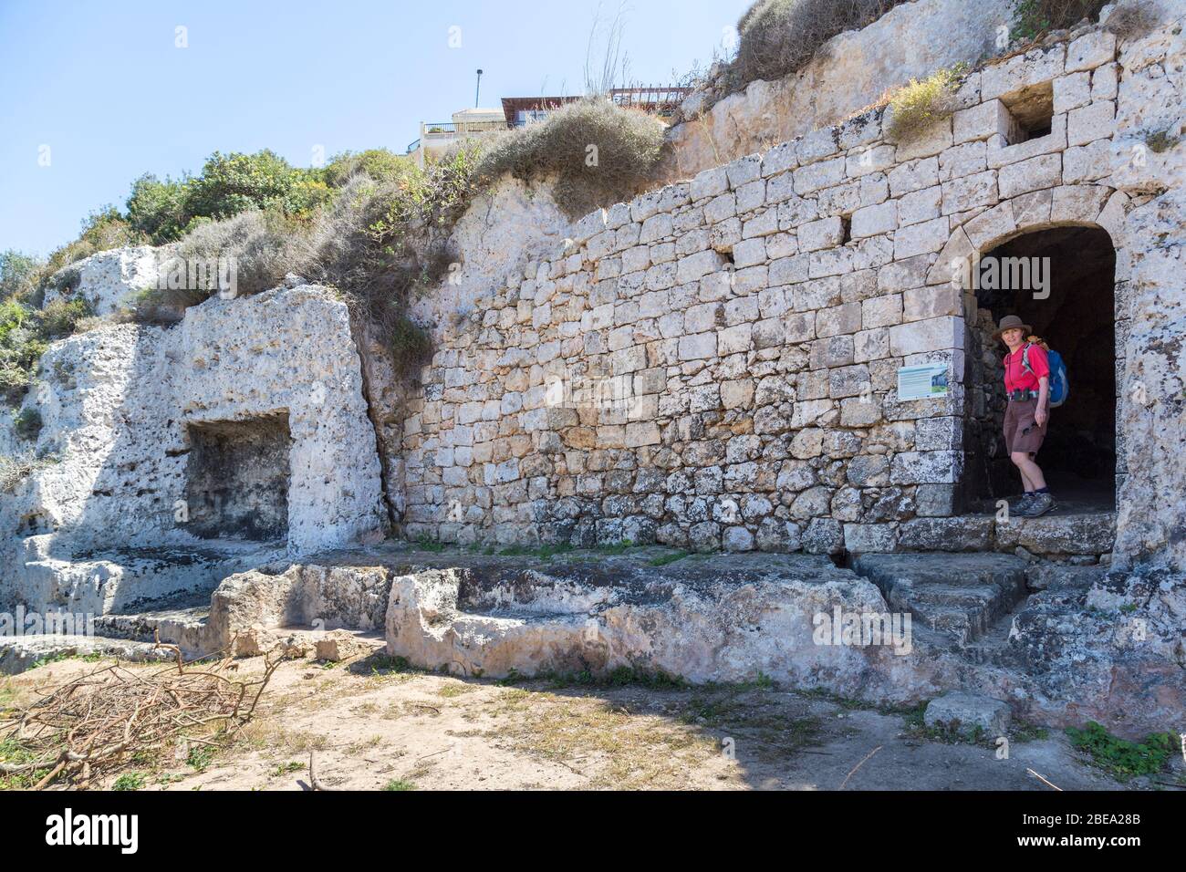 Les bains romains, Banjijijiet Rumani, découverts en 2000 ayant été convertis en une partie d'une ferme près de Xemxija, Malte Banque D'Images