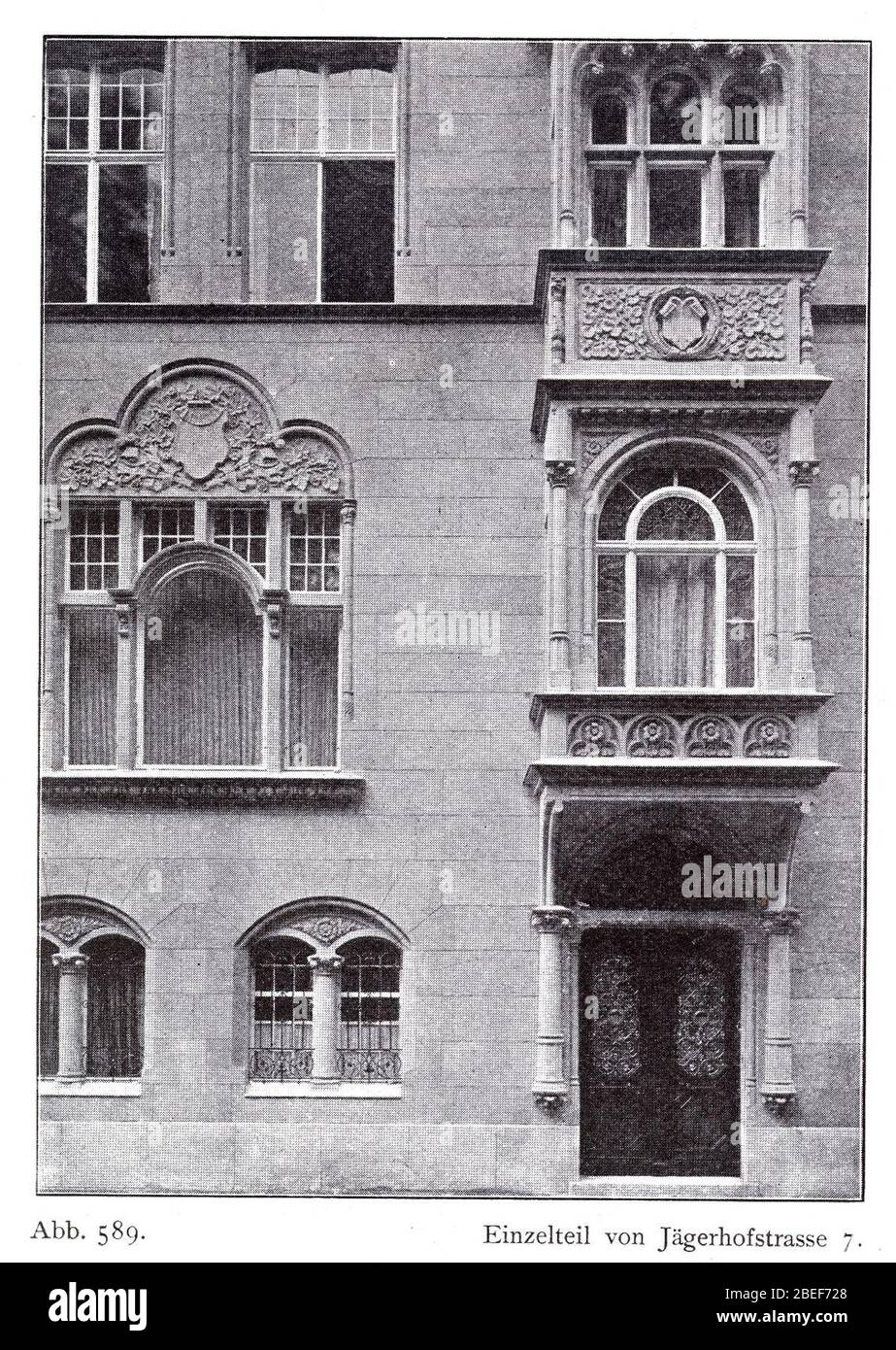 Haus Jägerhofstraße 7 à Düsseldorf, erbaut Ende der 1880er Jahre von den Architekten Heinrich Joseph Kayser und Karl von Großheim, Eingangsbereich. Banque D'Images