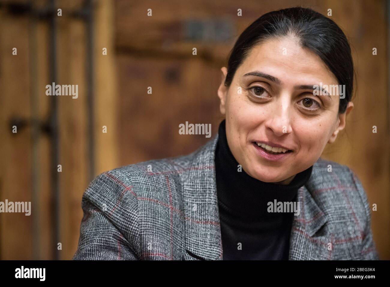 Feleknas Uca Diputada del Partit Demòcratic dels Pobles (HDP) A l'AssembleA Turca i dirigent Kurdoiazidita. (Barcelone) Banque D'Images