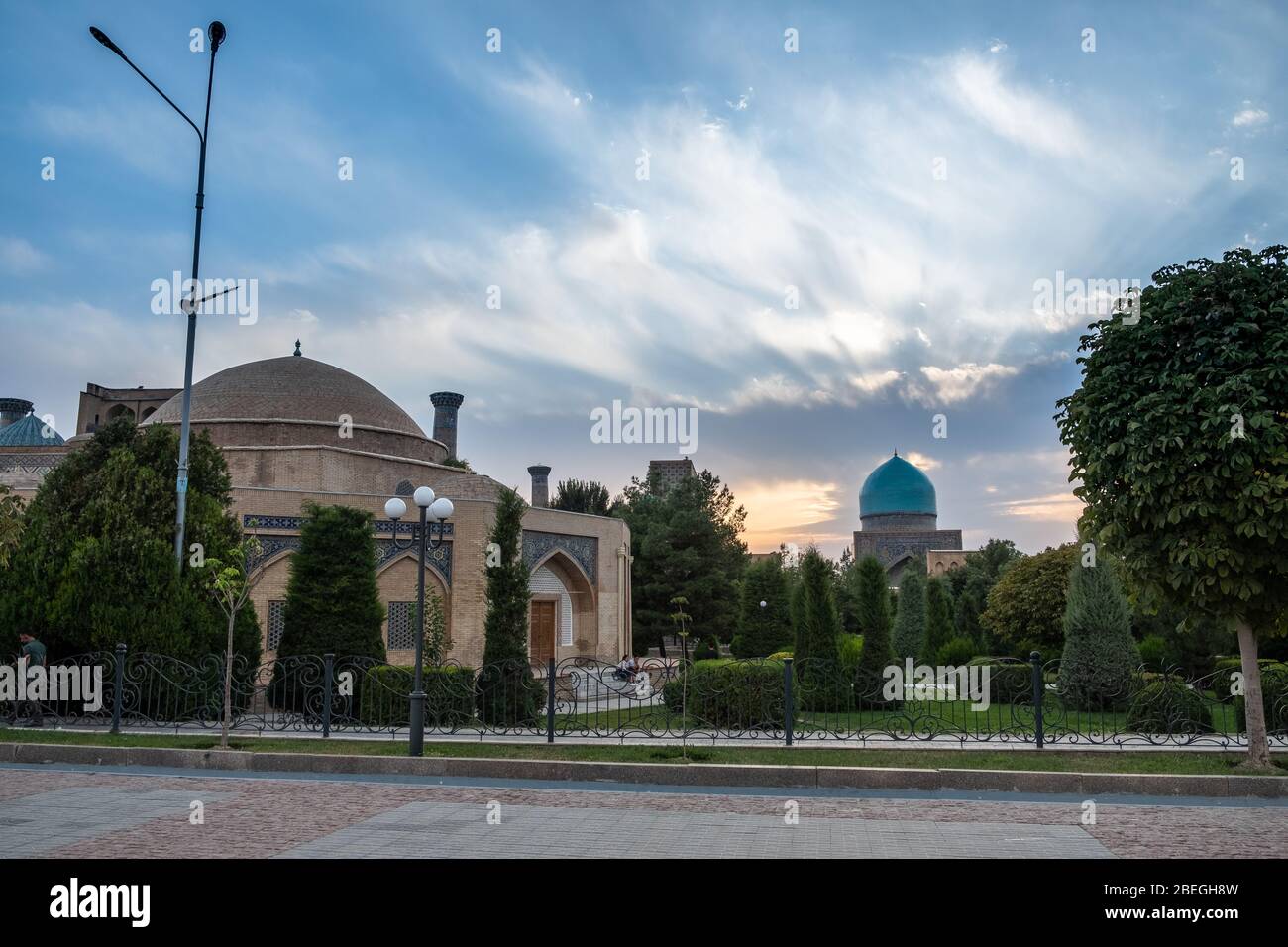 La Tilla-Qori Madrasah, Registan, Samarkand, Ouzbékistan Banque D'Images