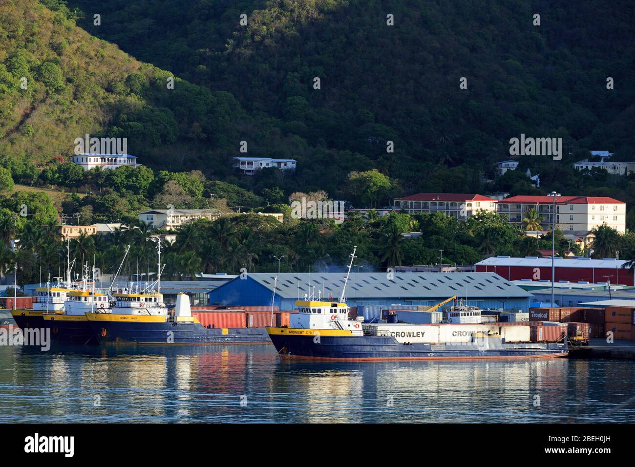 Port de conteneur dans la ville de la route, Tortola, îles Vierges britanniques, Caraïbes Banque D'Images