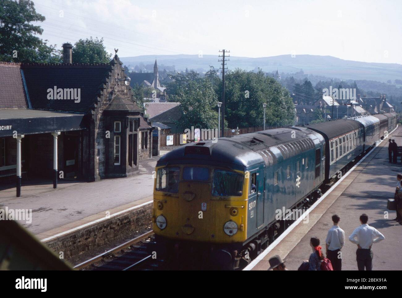 1970, scène sur les chemins de fer britanniques, Royaume-Uni, Pitlochry, Highland Scotland Banque D'Images