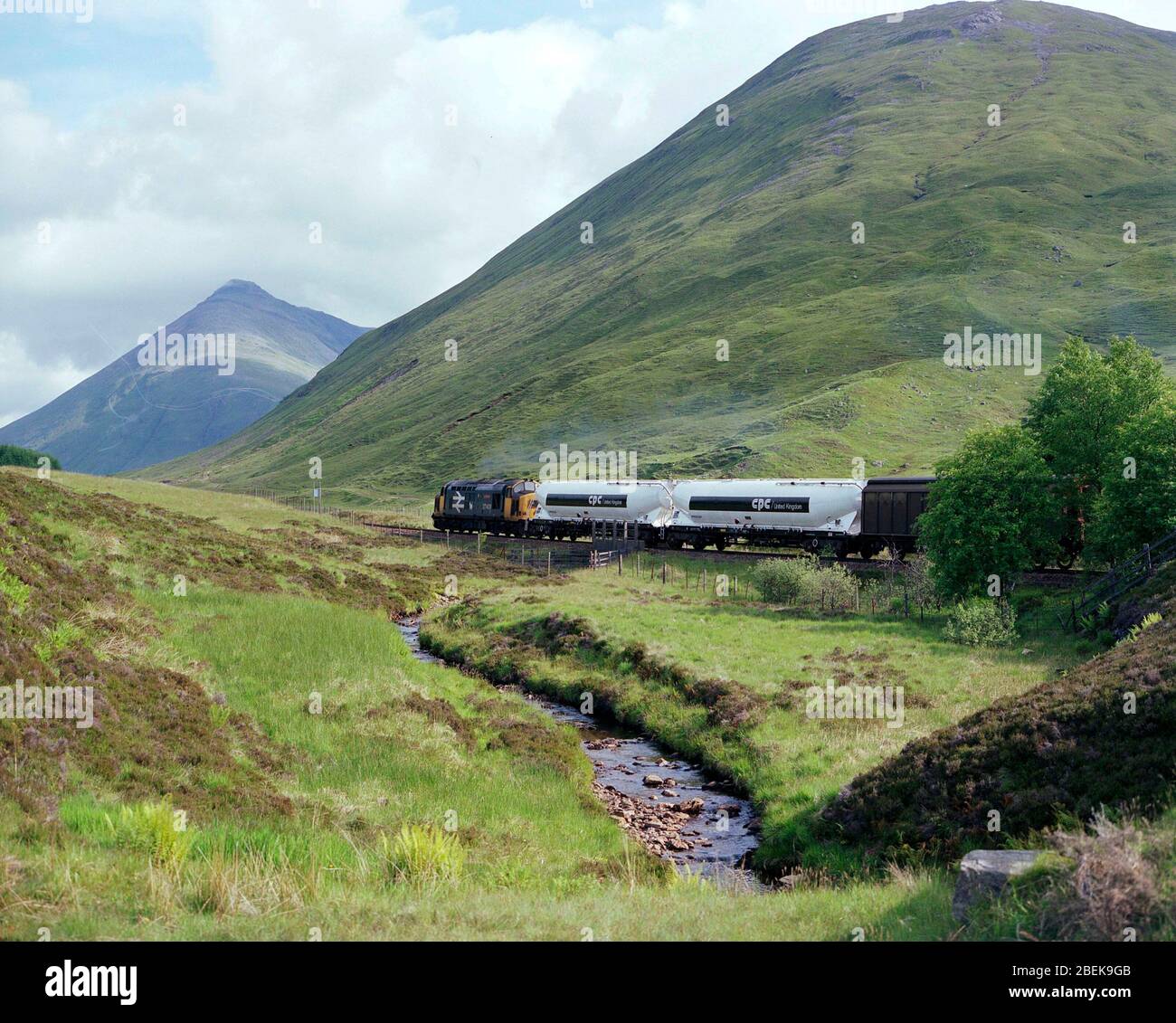 1987 Transport de fret sur le West Highland Railway, Scottish Highlands, Royaume-Uni Banque D'Images