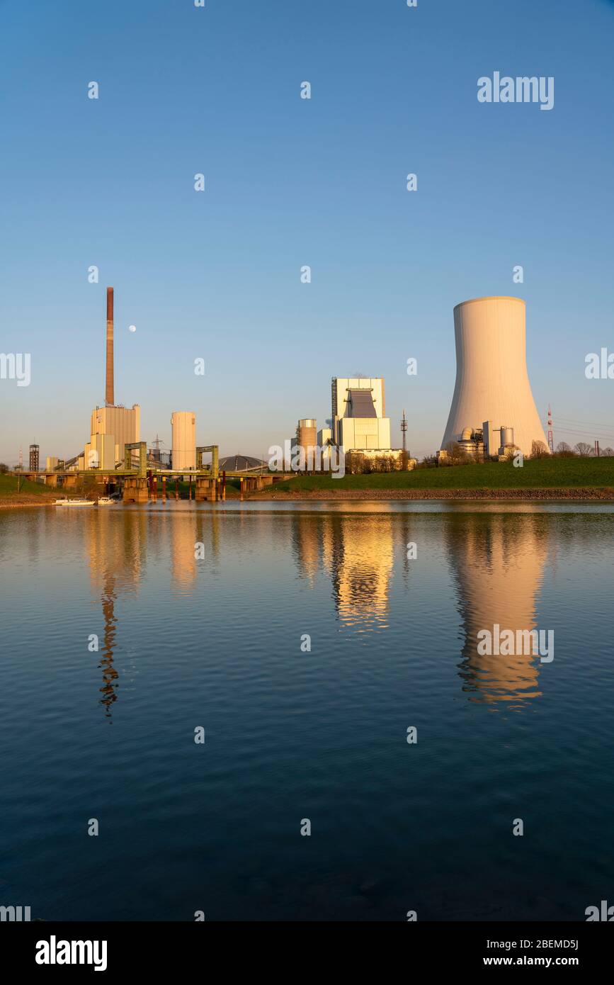 CENTRALE électrique AU charbon STEAG Walsum, centrale électrique et thermique combinée, électricité et chauffage urbain, Duisburg Allemagne, Banque D'Images