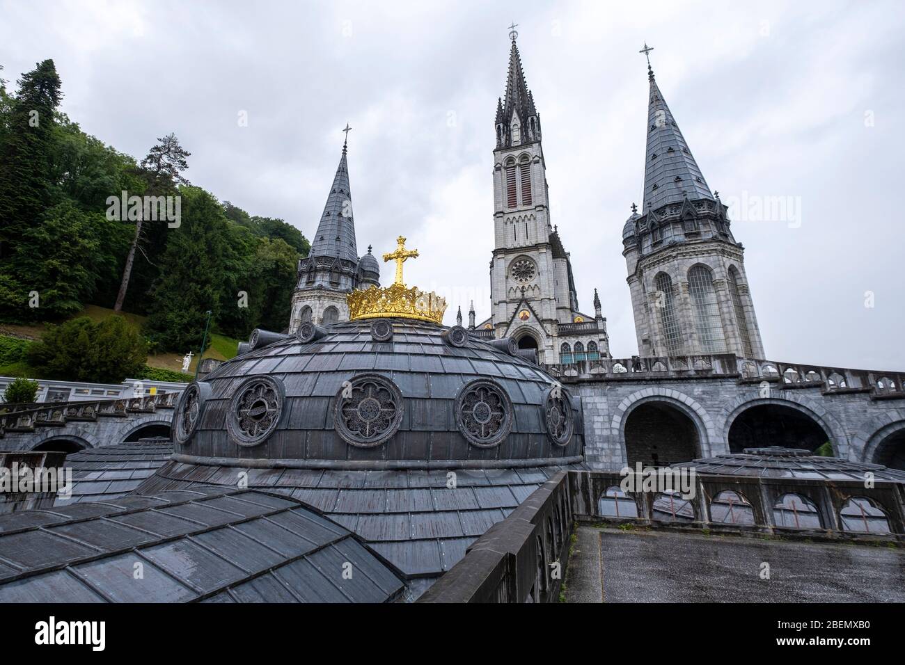 Basilique notre-Dame du Rosaire à Lourdes, France, Europe Banque D'Images