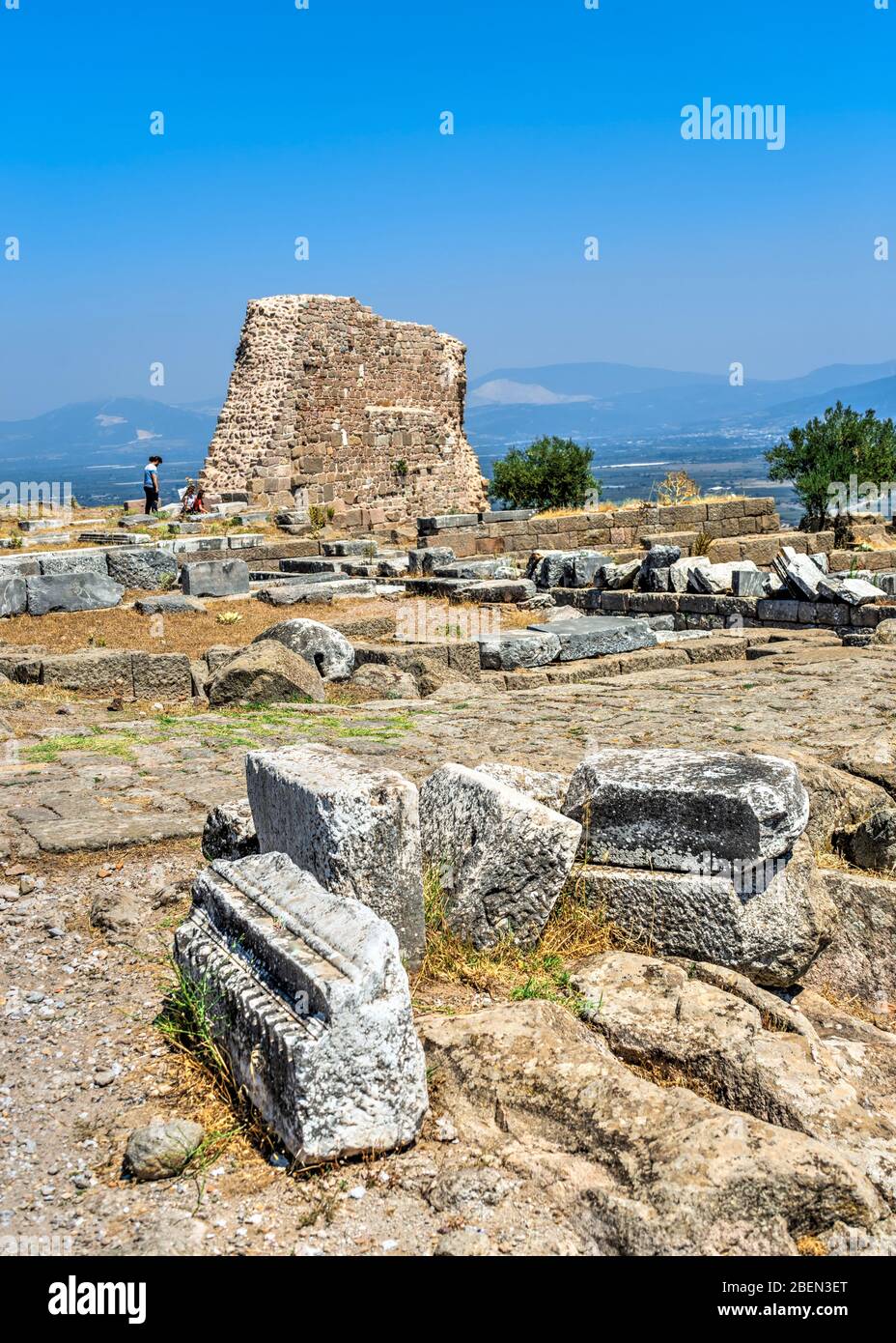 Pergamon, Turquie -07.22.2019. Ruines de l'ancienne cité grecque Pergamon en Turquie lors d'une journée d'été ensoleillée Banque D'Images
